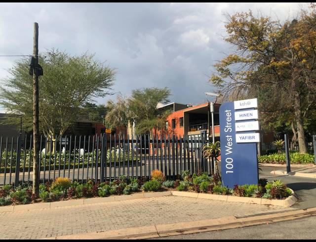 595M² RETAIL TO LET IN SANDTON CENTRAL